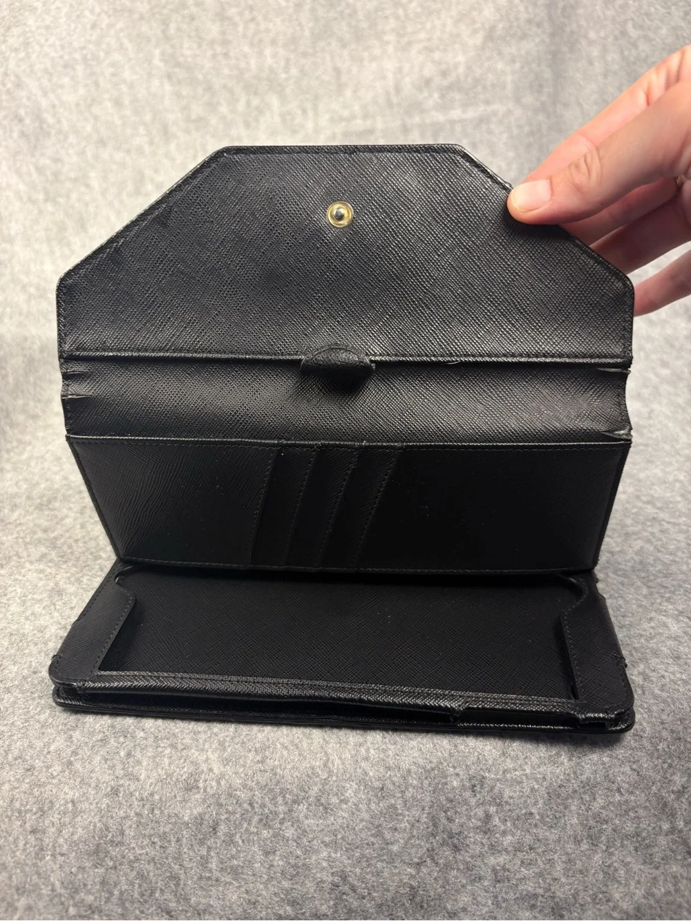 Michael Kors Black Saffiano Leather 9.7” iPad Folio Wallet Organizer